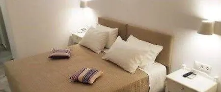 Hotel Anemones Kamari (Santorini)